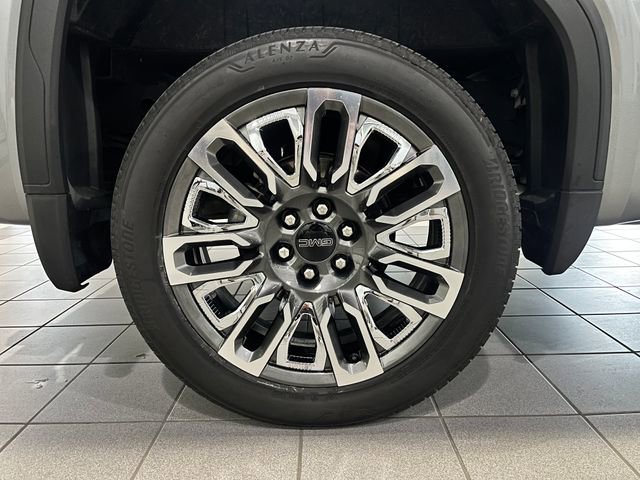 Used 2024 GMC Sierra 1500 Denali Ultimate AWD/4WD image 9