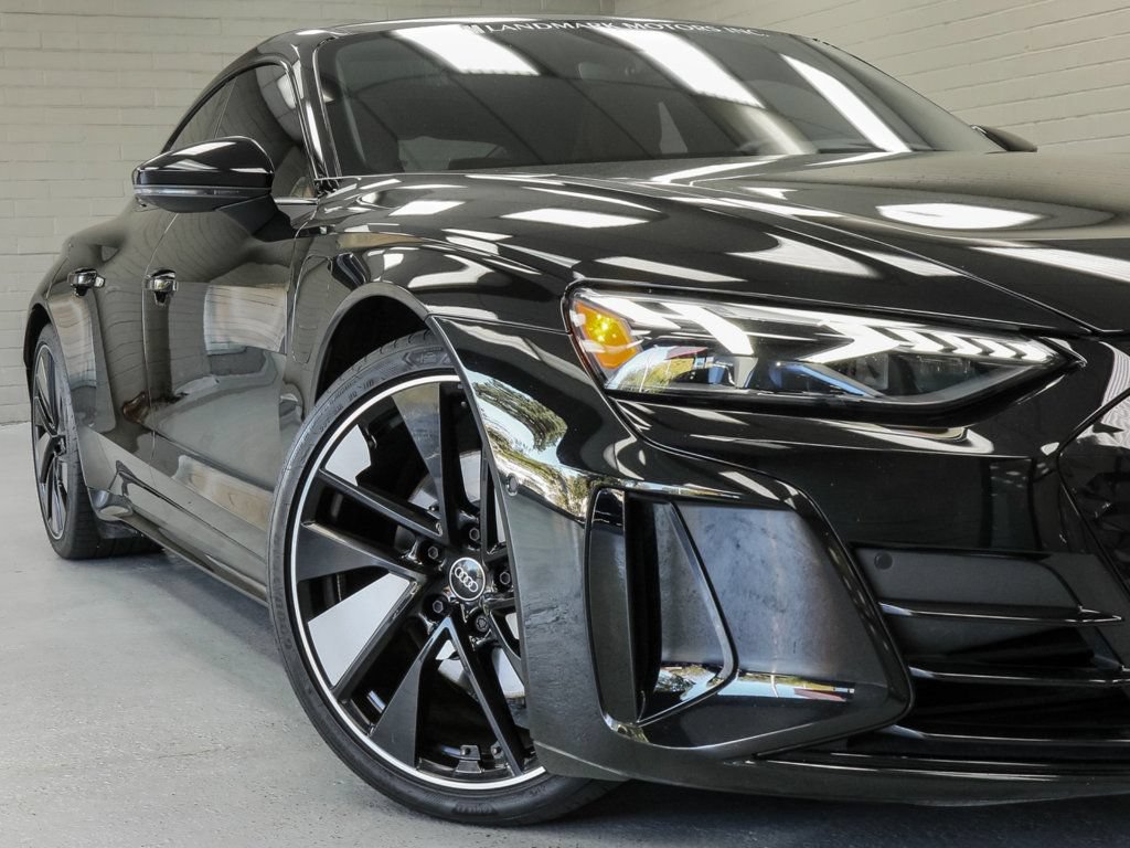 Used 2024 Audi e-tron GT Prestige AWD/4WD image 6
