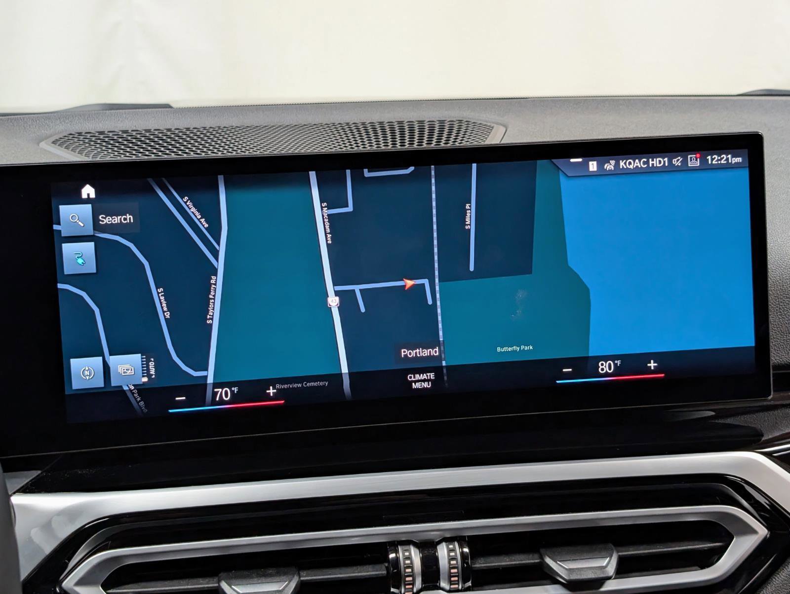 Used 2023 BMW i4 eDrive40 w/ Premium Package image 39