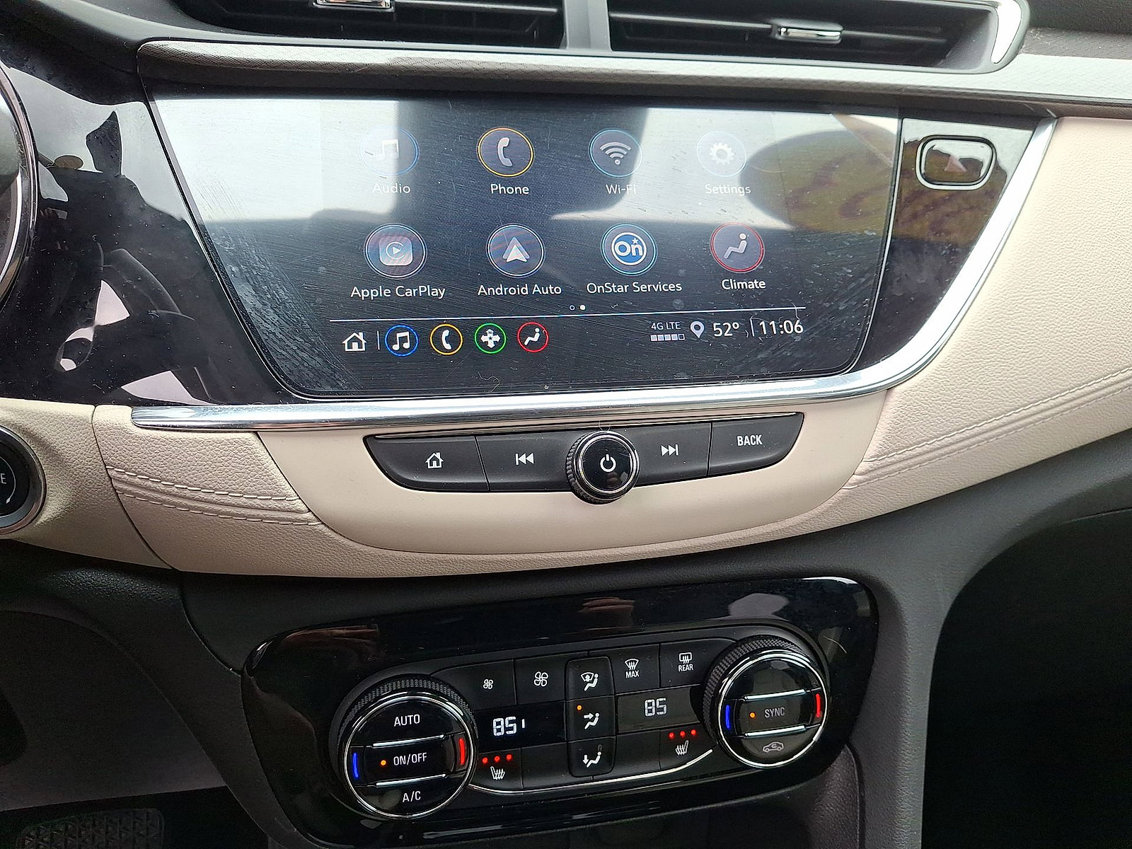 Used 2023 Buick Encore GX Select AWD/4WD image 14