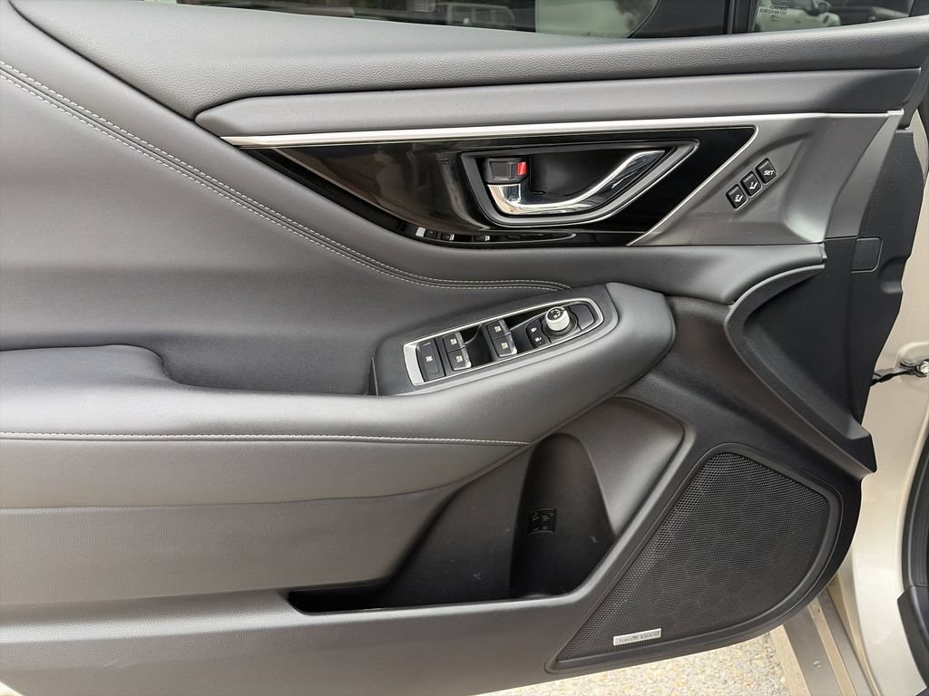 Used 2020 Subaru Legacy Limited XT AWD/4WD image 17