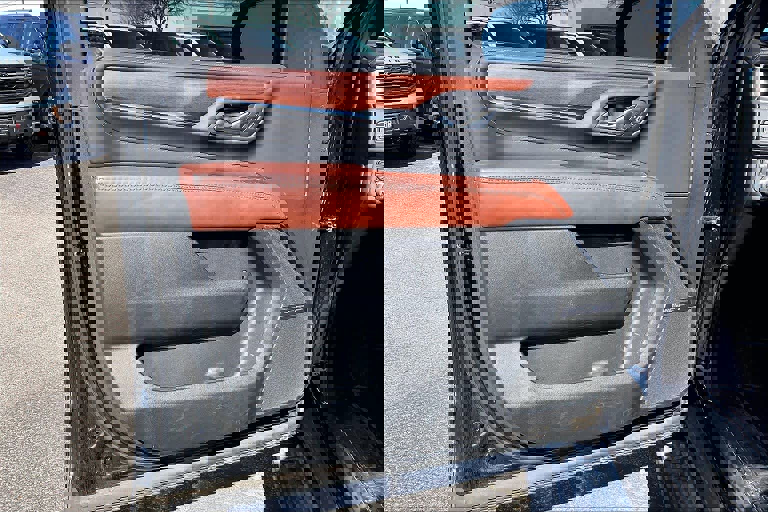 Used 2023 GMC Yukon Denali Ultimate image 22