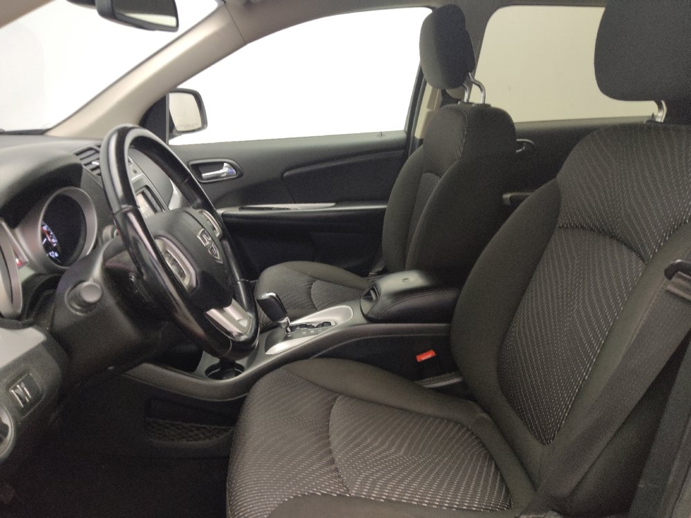 Used 2020 Dodge Journey SE w/ SE Popular Equipment Group FWD image 17