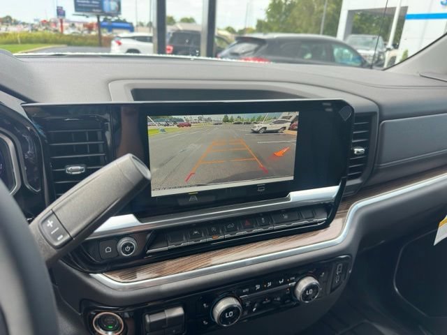 New 2026 Chevrolet Silverado 1500 RST w/ RST Select Package AWD/4WD image 24