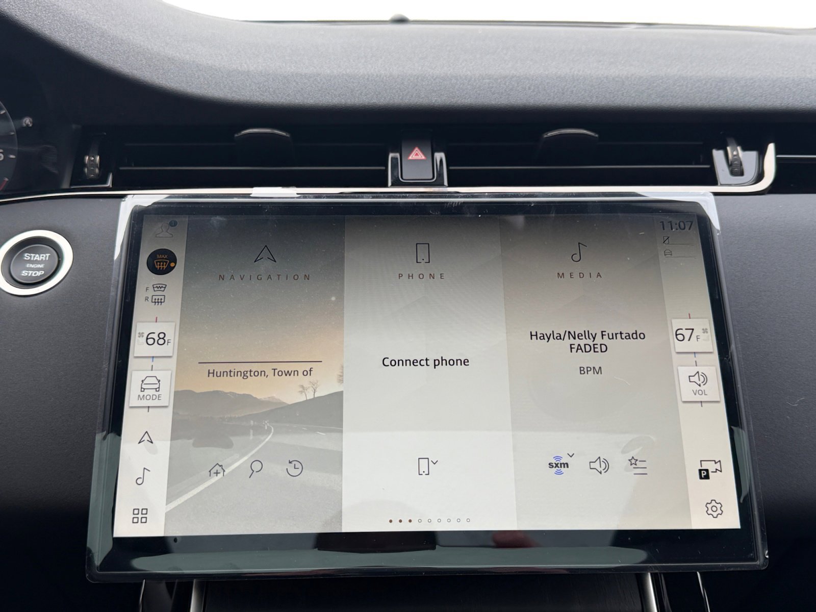 New 2026 Land Rover Range Rover Evoque Dynamic SE image 14