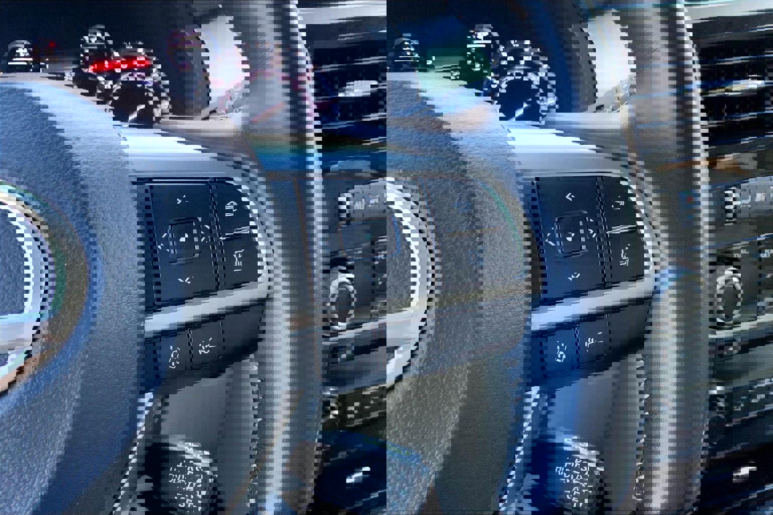 Used 2023 Lexus GX 460 Luxury w/ Accessory Package image 19