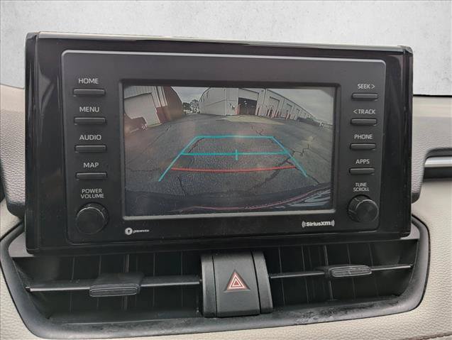 Used 2021 Toyota RAV4 XLE FWD image 18