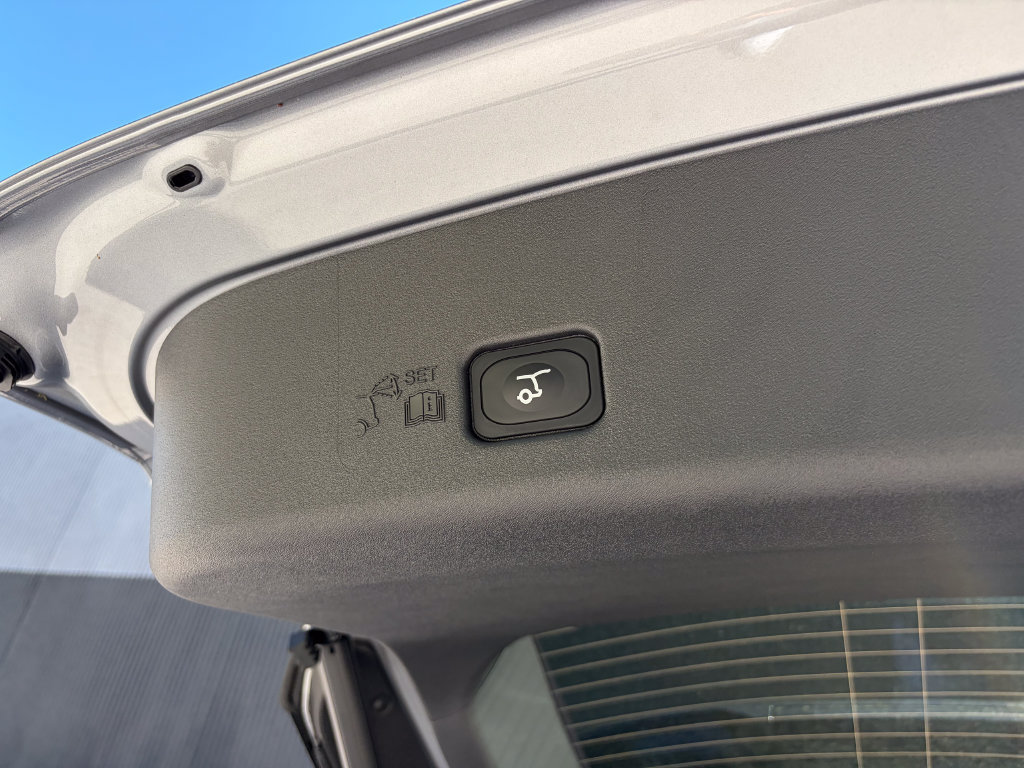 New 2026 Lincoln Nautilus Reserve AWD/4WD image 23