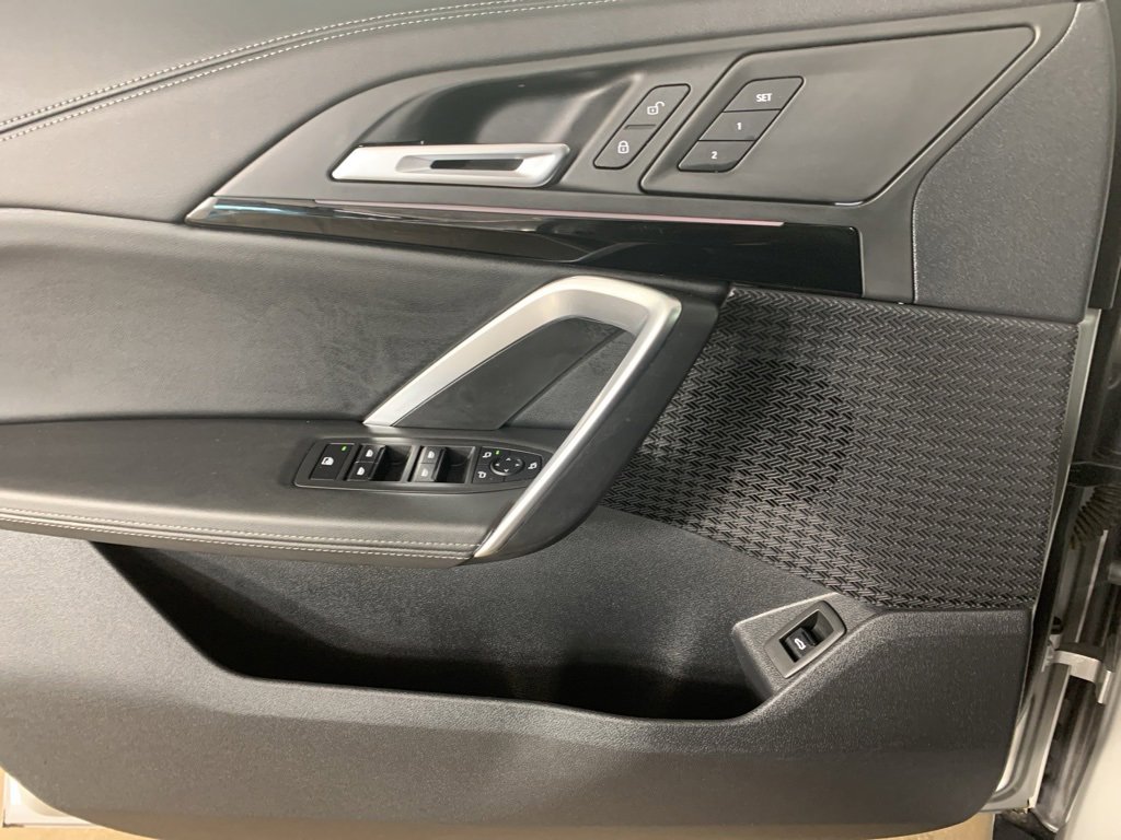 Used 2024 BMW X1 xDrive28i image 16