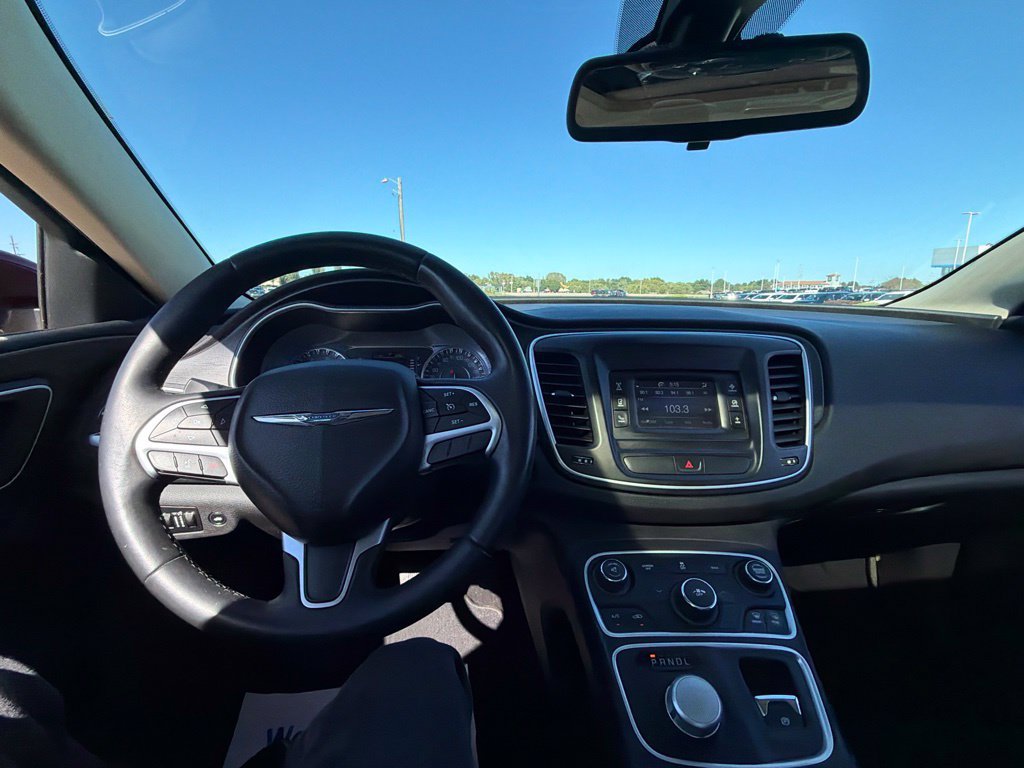 Used 2015 Chrysler 200 Limited w/ Convenience Group FWD image 21