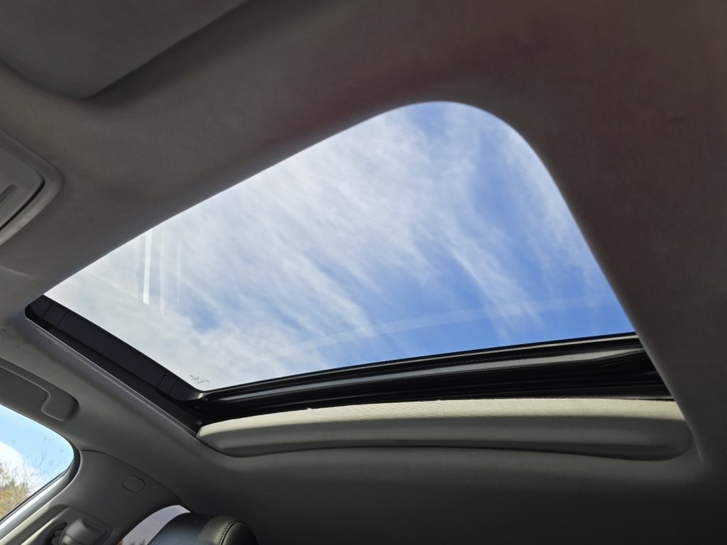 Used 2024 Acura Integra image 3