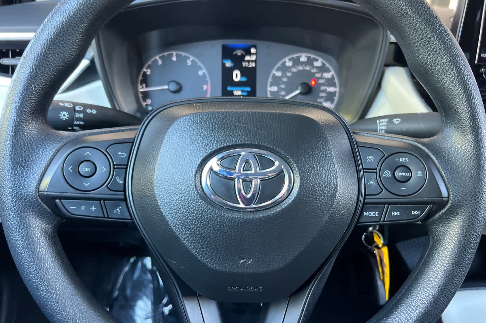 Certified 2025 Toyota Corolla LE FWD image 22