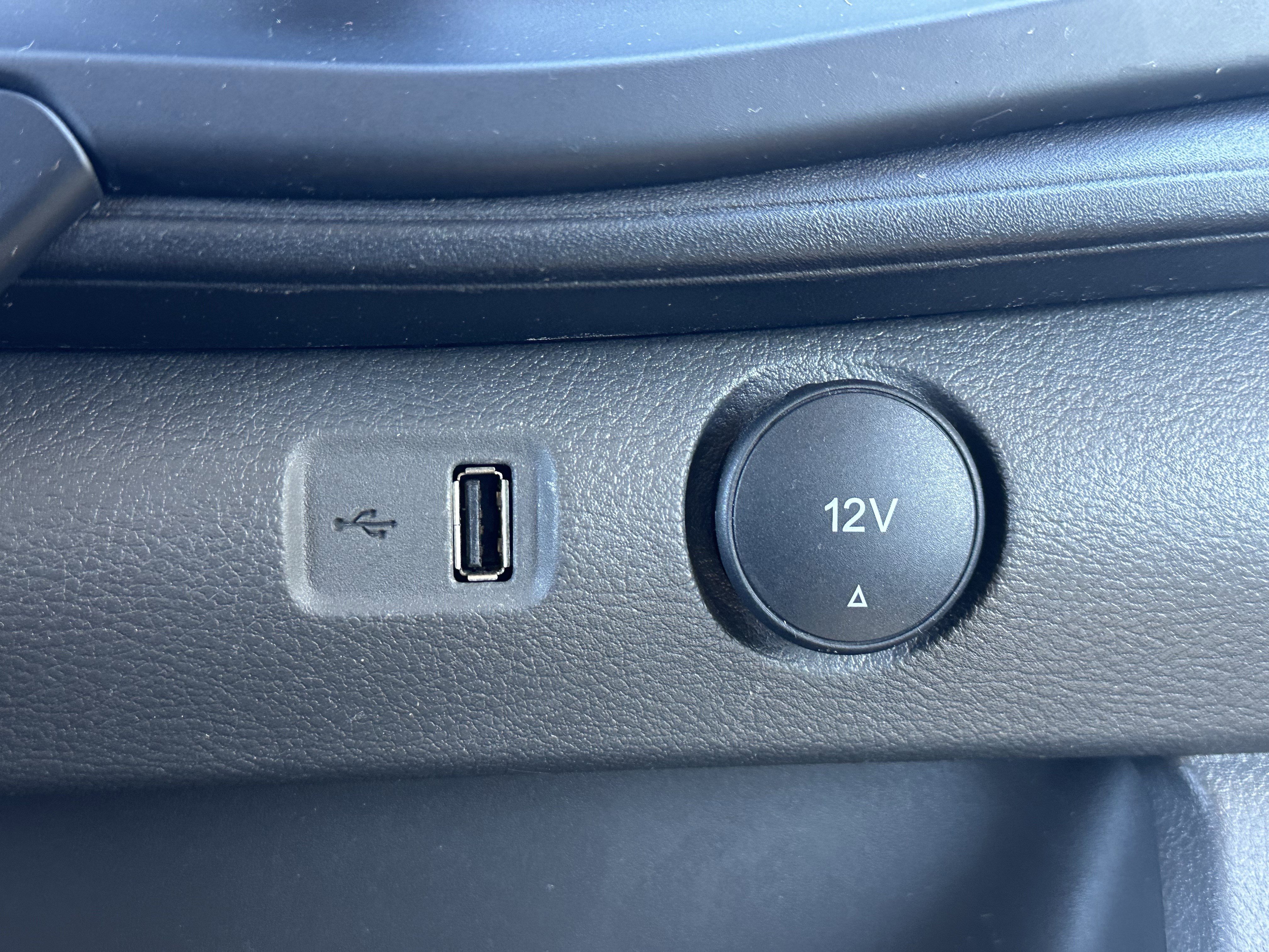 Used 2024 Ford Transit 350 XL image 32