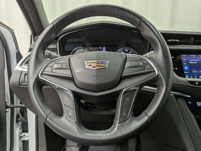 Certified 2023 Cadillac XT5 Luxury w/ LPO, Floor Liner Package FWD image 10