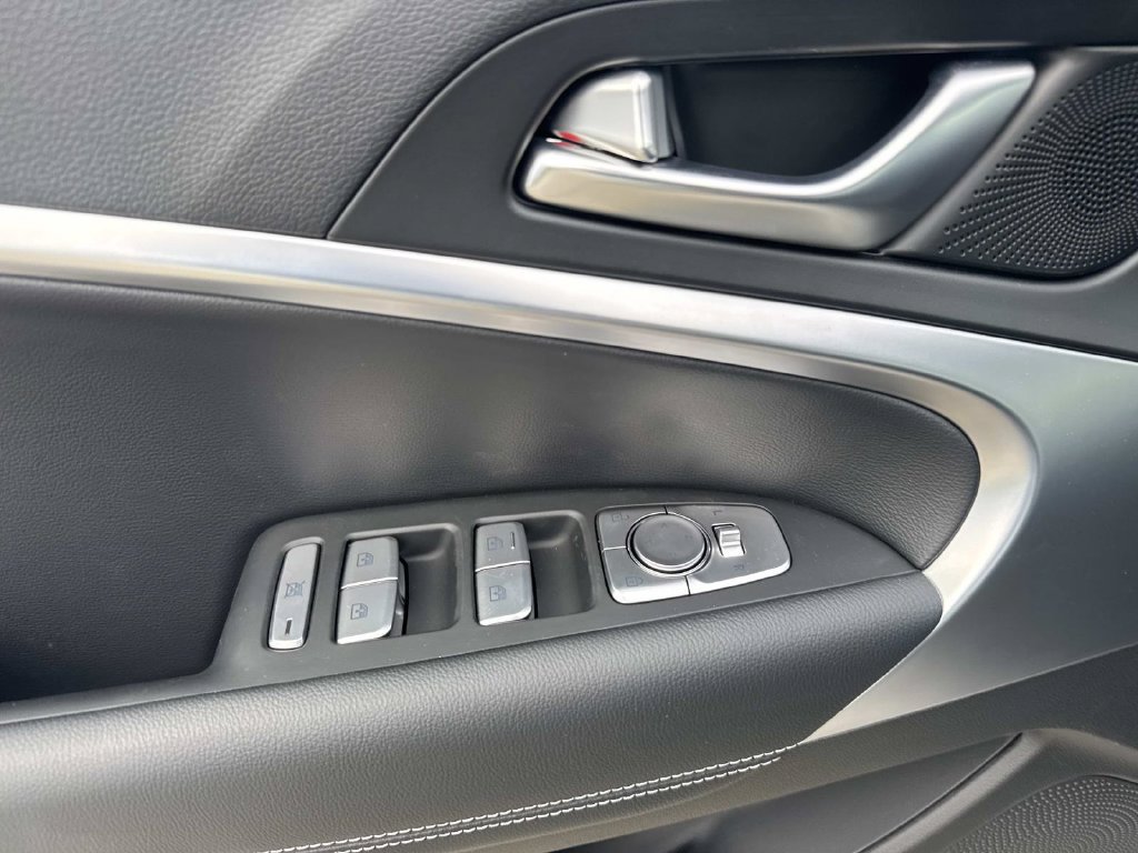 New 2026 Genesis G70 2.5T RWD image 22