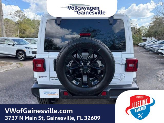 Used 2025 Jeep Wrangler Sahara w/ Safety Group image 5