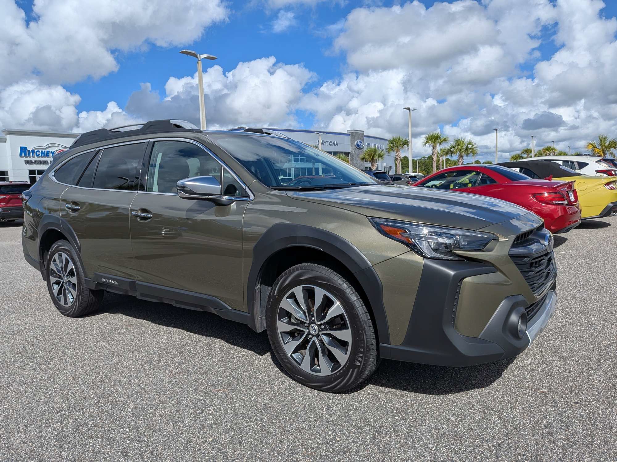 Certified 2025 Subaru Outback Touring XT w/ Popular Package #2 AWD/4WD image 2