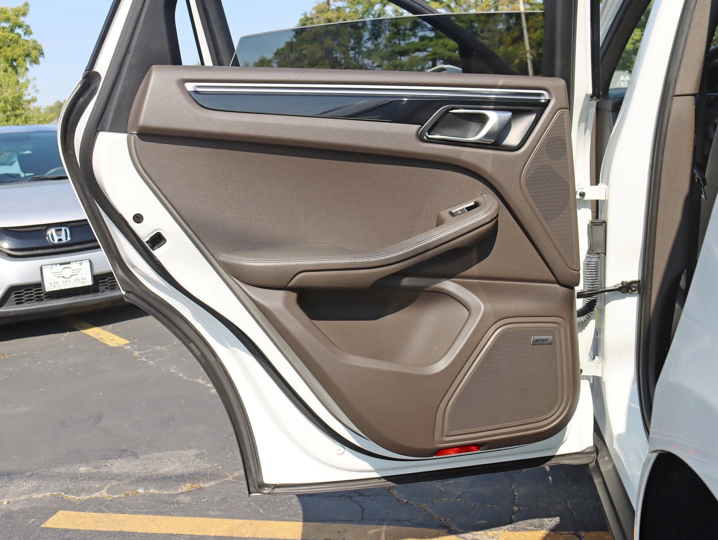 Used 2018 Porsche Macan Sport Edition image 33