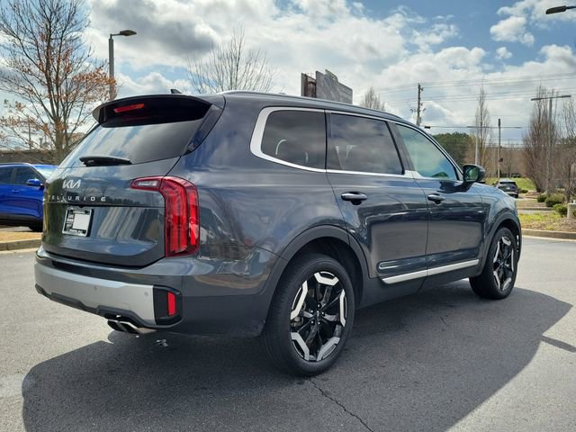 Used 2023 Kia Telluride S w/ S Sunroof Package image 4