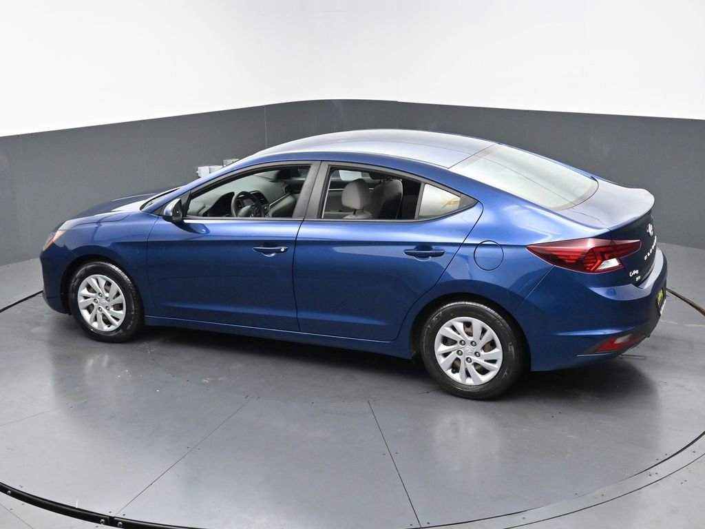 Used 2020 Hyundai Elantra SE image 39