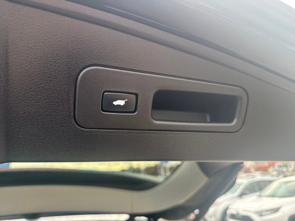 Used 2020 Acura MDX SH-AWD w/ Advance Package image 9