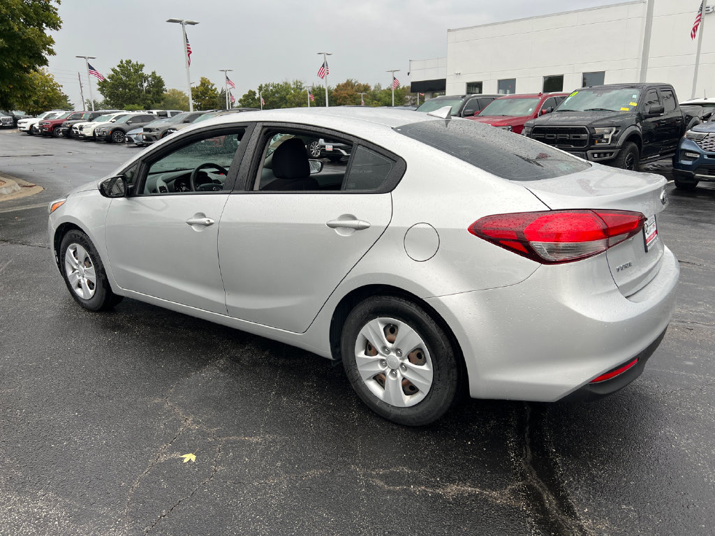 Used 2018 Kia Forte LX FWD image 10
