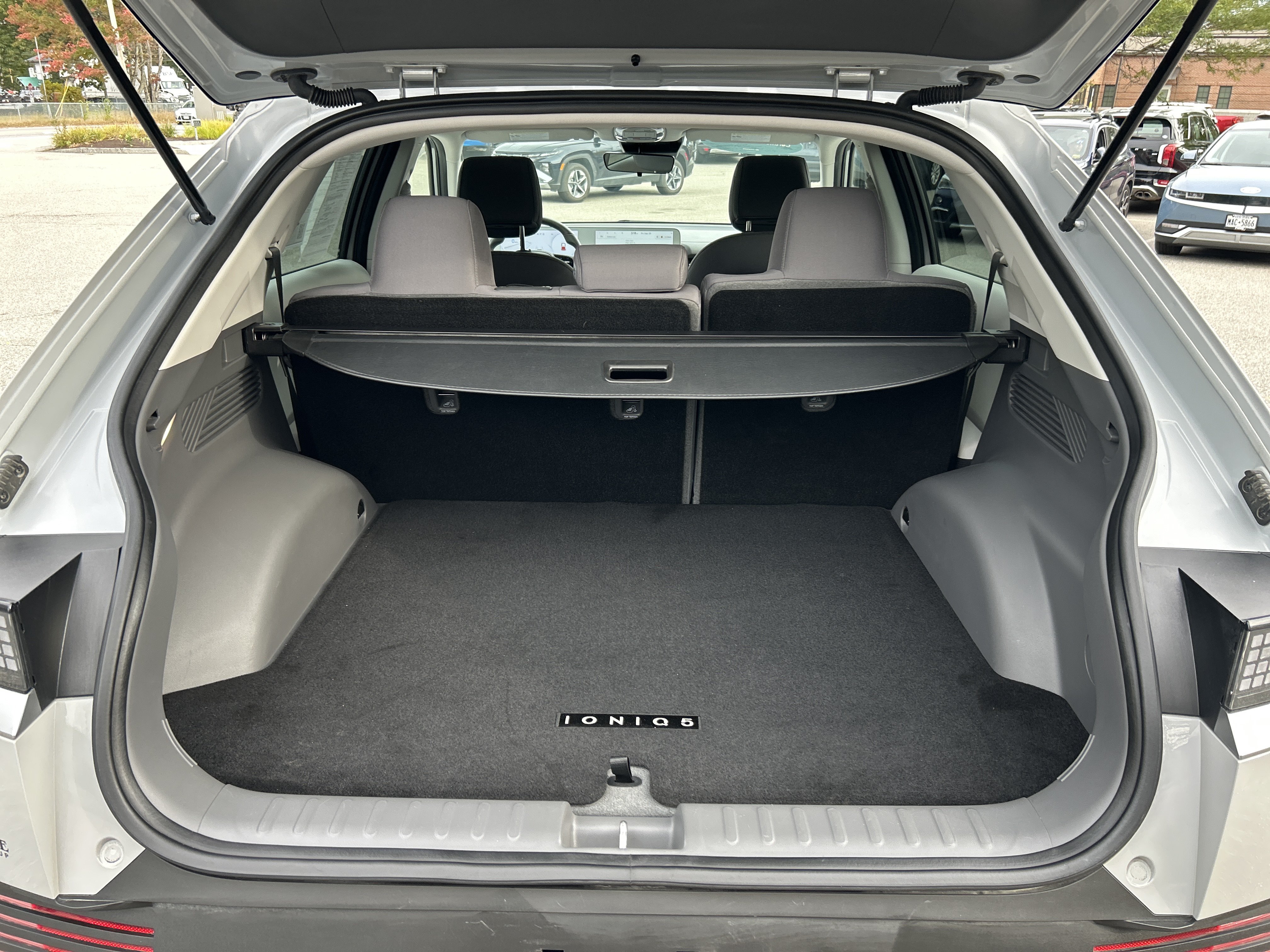 Certified 2024 Hyundai Ioniq 5 SE AWD/4WD image 17