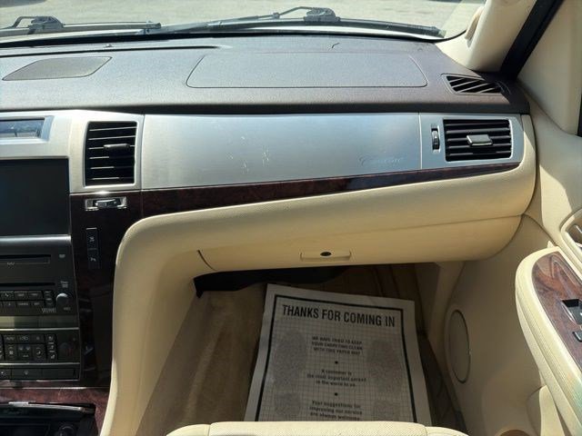 Used 2008 Cadillac Escalade ESV AWD image 20