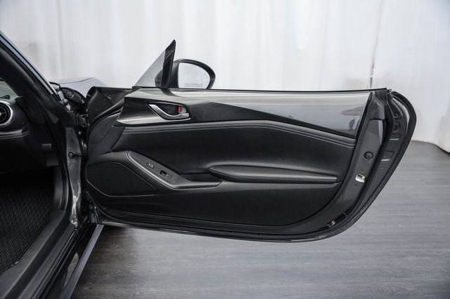 Used 2024 MAZDA MX-5 Miata RF Grand Touring w/ Weather Package RWD image 17