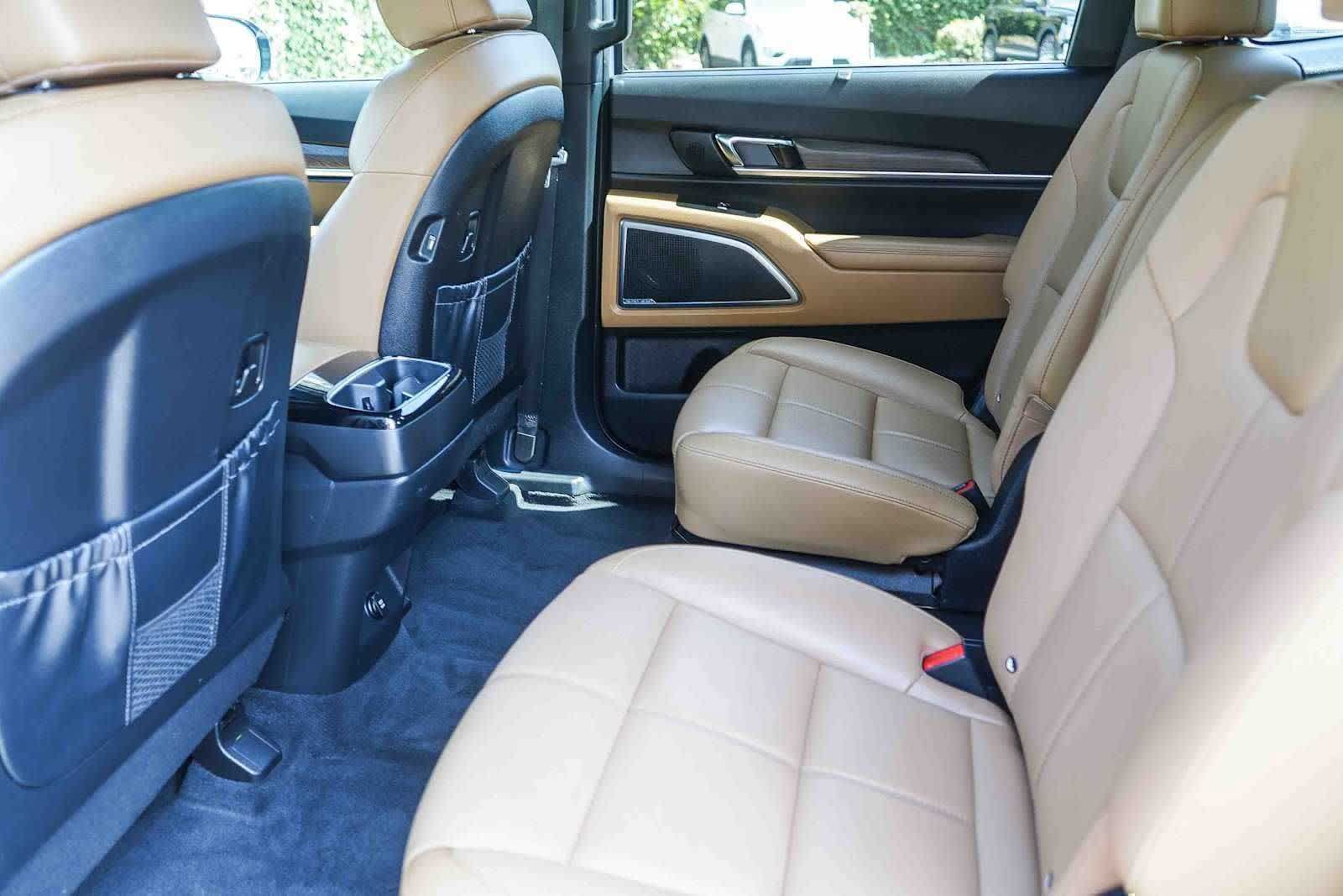 Used 2022 Kia Telluride SX w/ Nightfall Edition Package AWD/4WD image 18