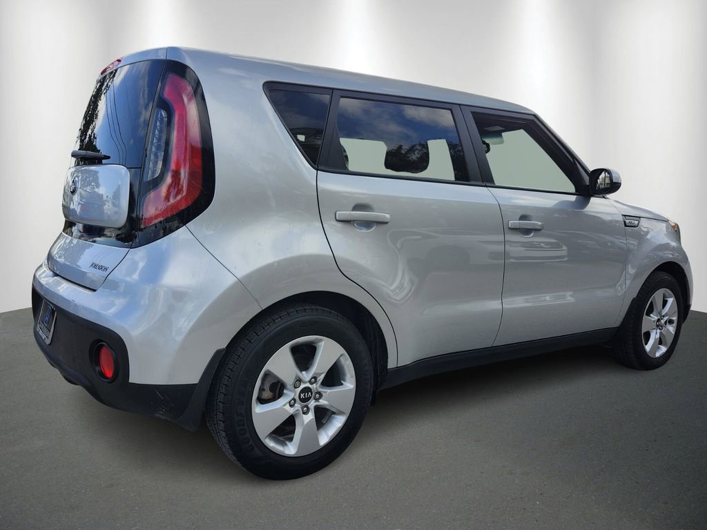 Used 2017 Kia Soul image 7