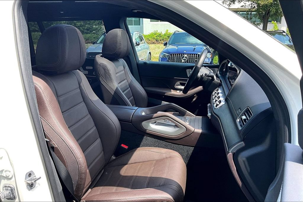 Certified 2023 Mercedes-Benz GLS 450 4MATIC image 7