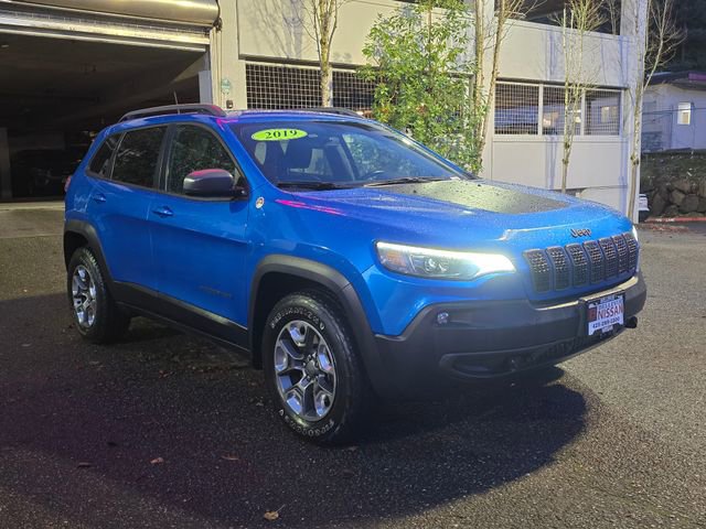 Used 2019 Jeep Cherokee Trailhawk AWD/4WD image 7