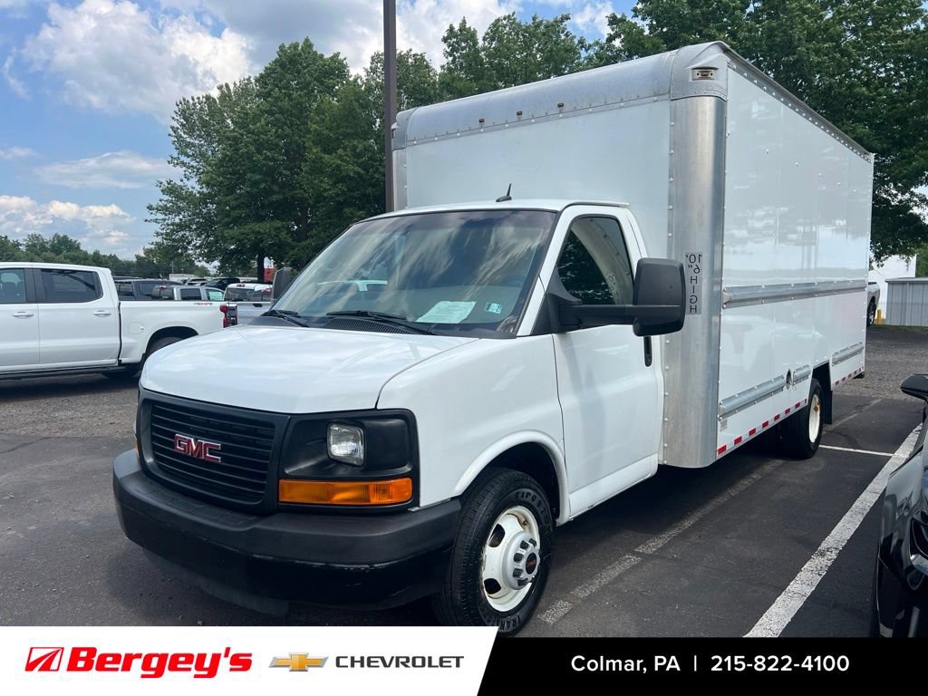 Used 2015 GMC Savana 3500 RWD image 3