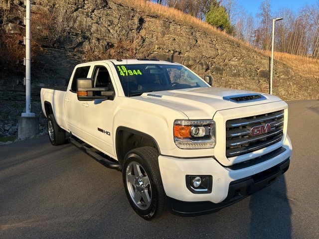 Used 2018 GMC Sierra 2500 SLT w/ Duramax Plus Package image 3
