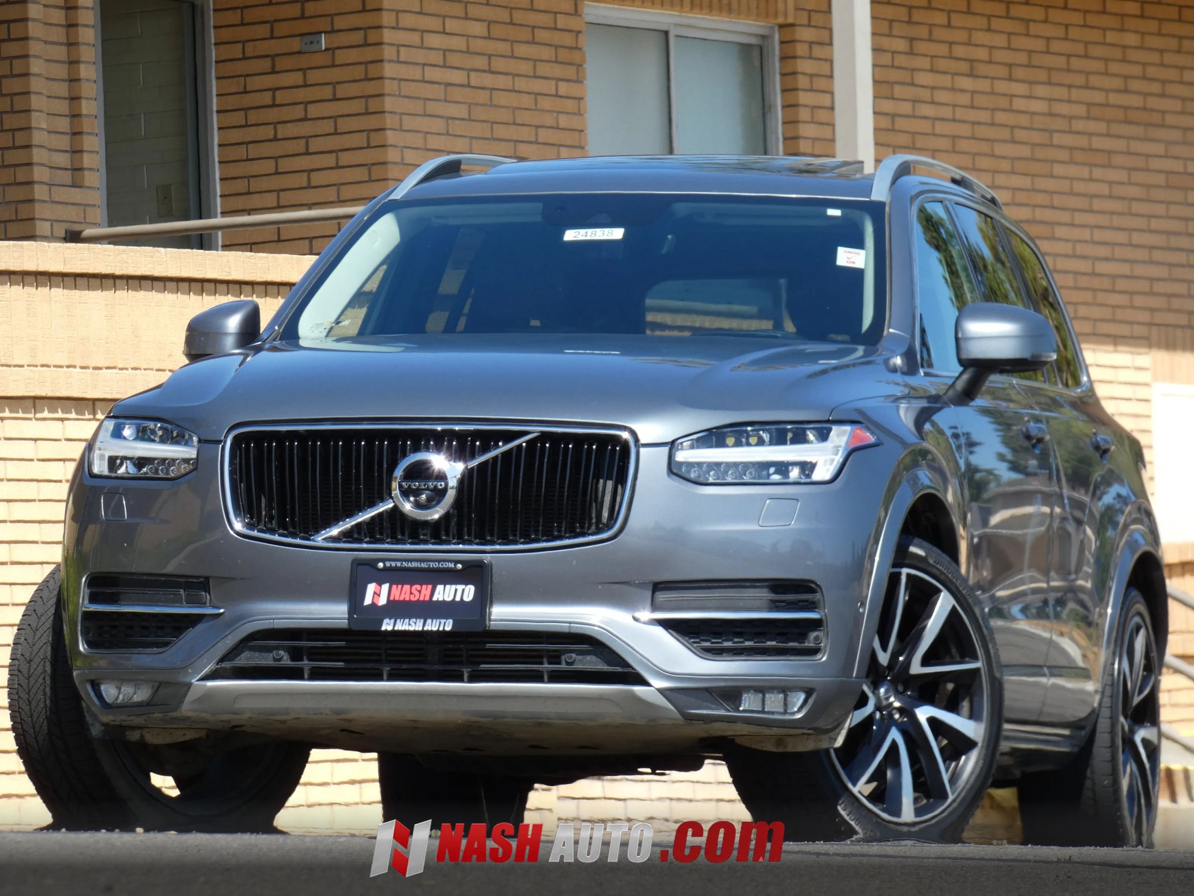 Used 2019 Volvo XC90 T6 Momentum w/ Advanced Package AWD/4WD image 2