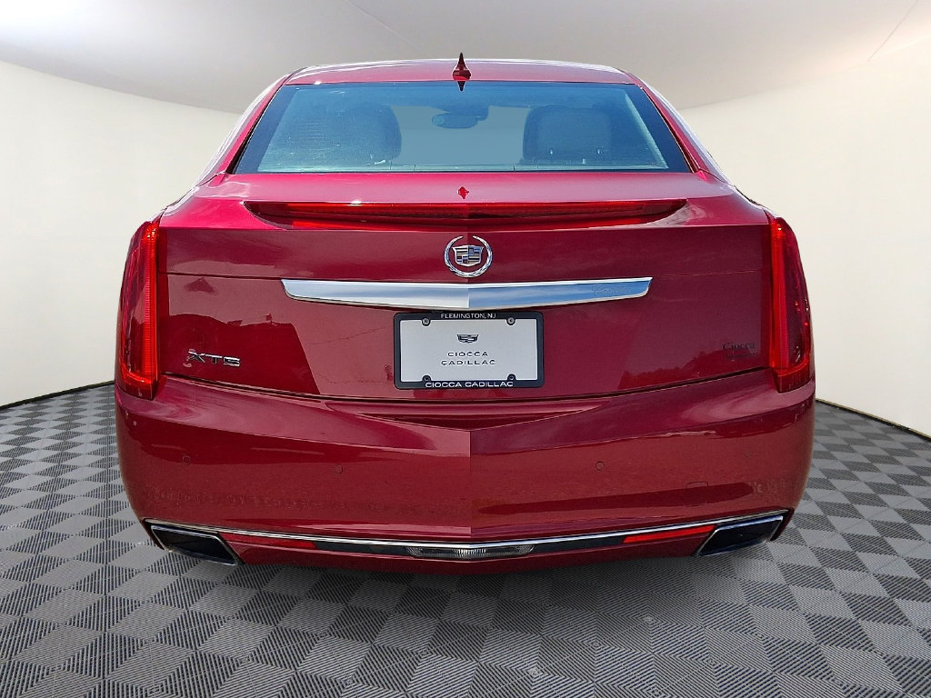 Used 2013 Cadillac XTS Luxury w/ Driver Awareness Package FWD image 5
