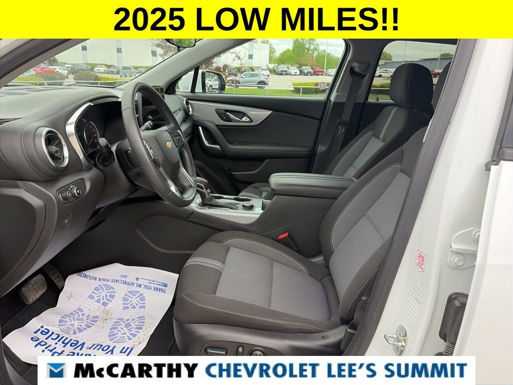 Used 2025 Chevrolet Blazer LT FWD image 46