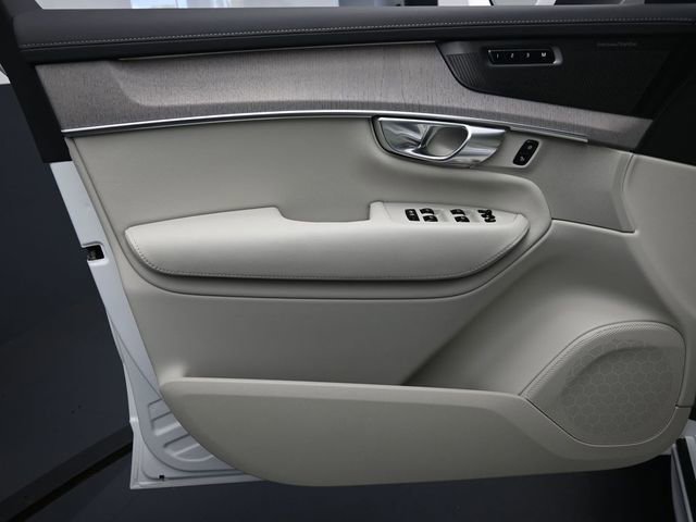Used 2026 Volvo XC90 T8 Ultra w/ Protection Package Premier image 21