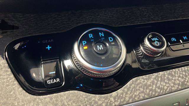 Used 2025 Ford Expedition Tremor AWD/4WD image 40