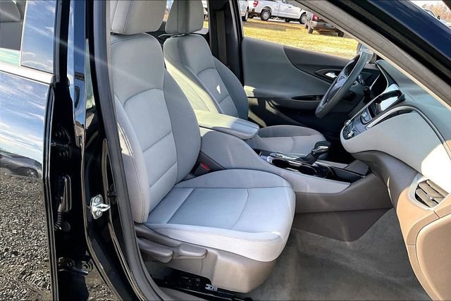 Used 2023 Chevrolet Malibu LT image 27