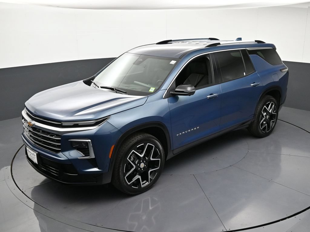 Used 2026 Chevrolet Traverse High Country AWD/4WD image 16