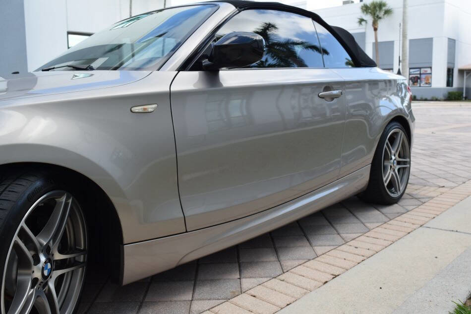 Used 2013 BMW 135is Convertible image 17