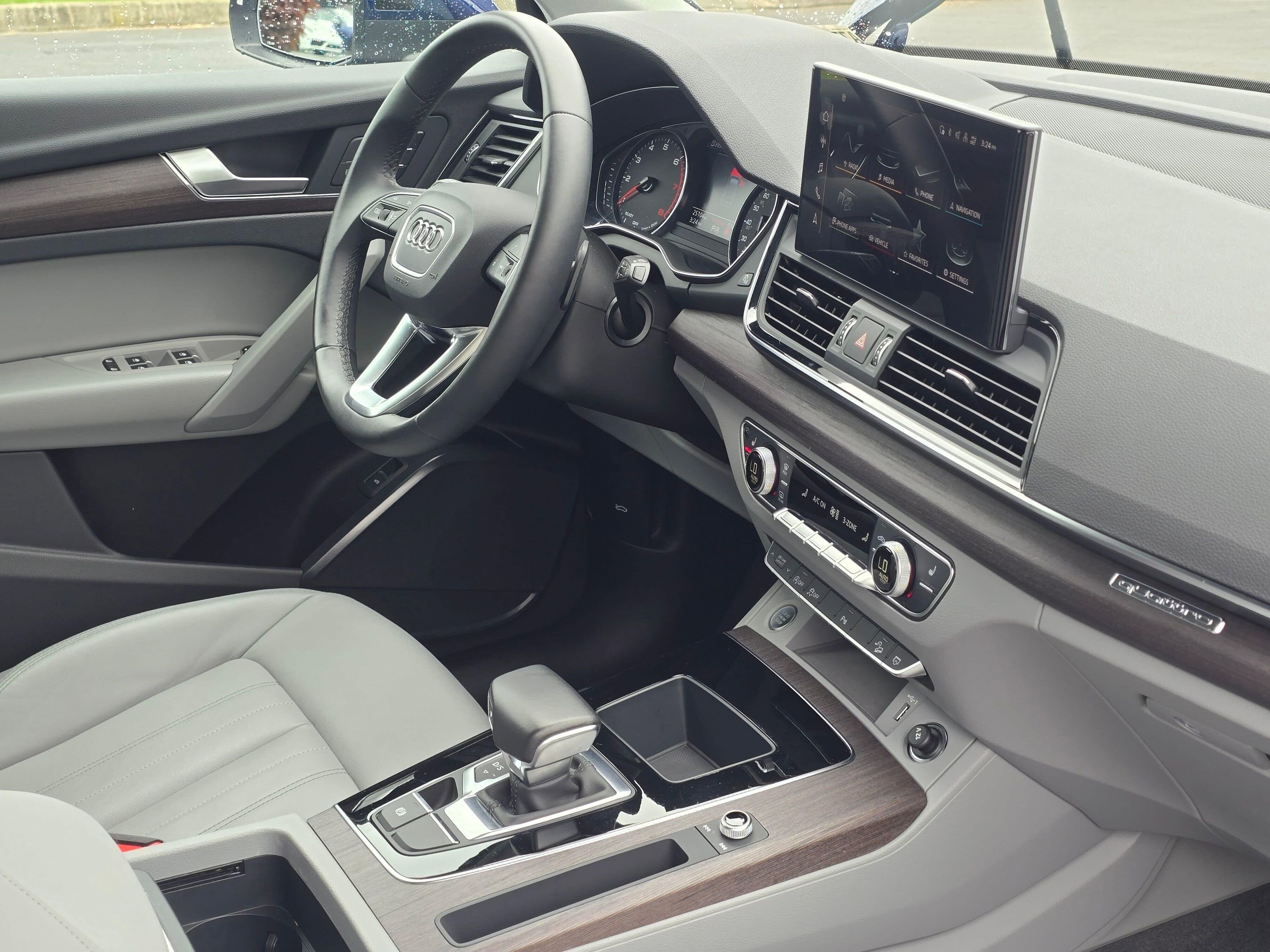 Used 2022 Audi Q5 2.0T Premium AWD/4WD image 29