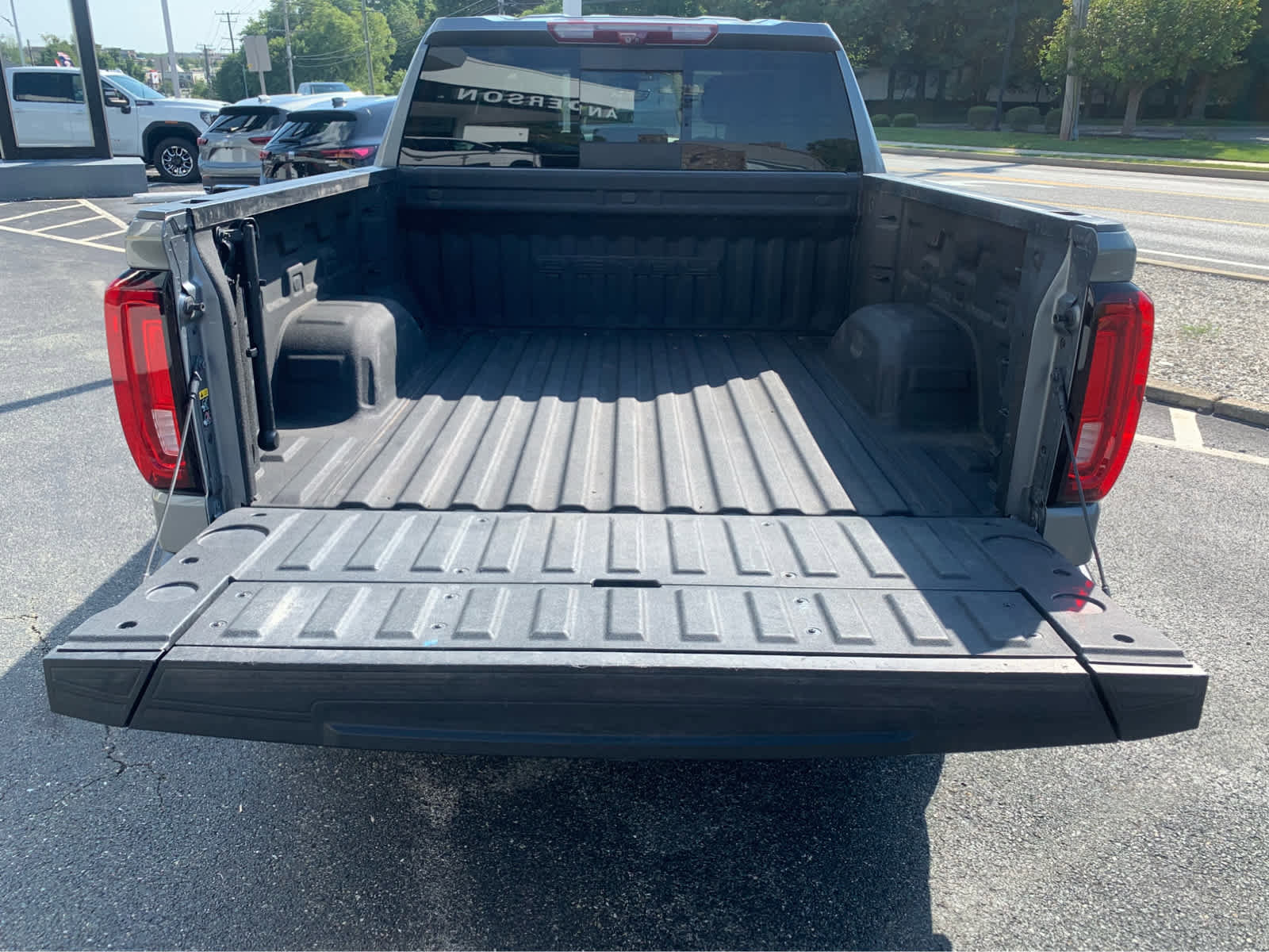 Used 2020 GMC Sierra 1500 Denali w/ Denali Ultimate Package image 4