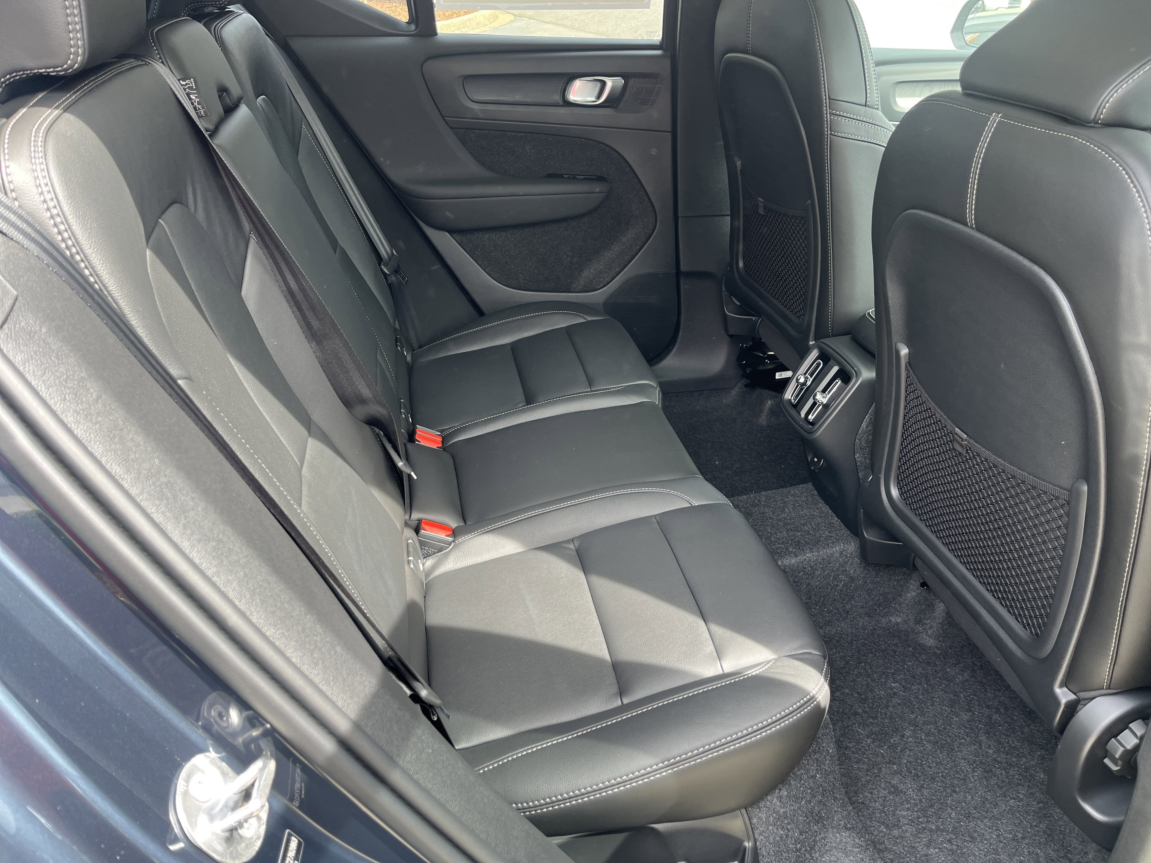 New 2026 Volvo XC40 B5 Core image 10