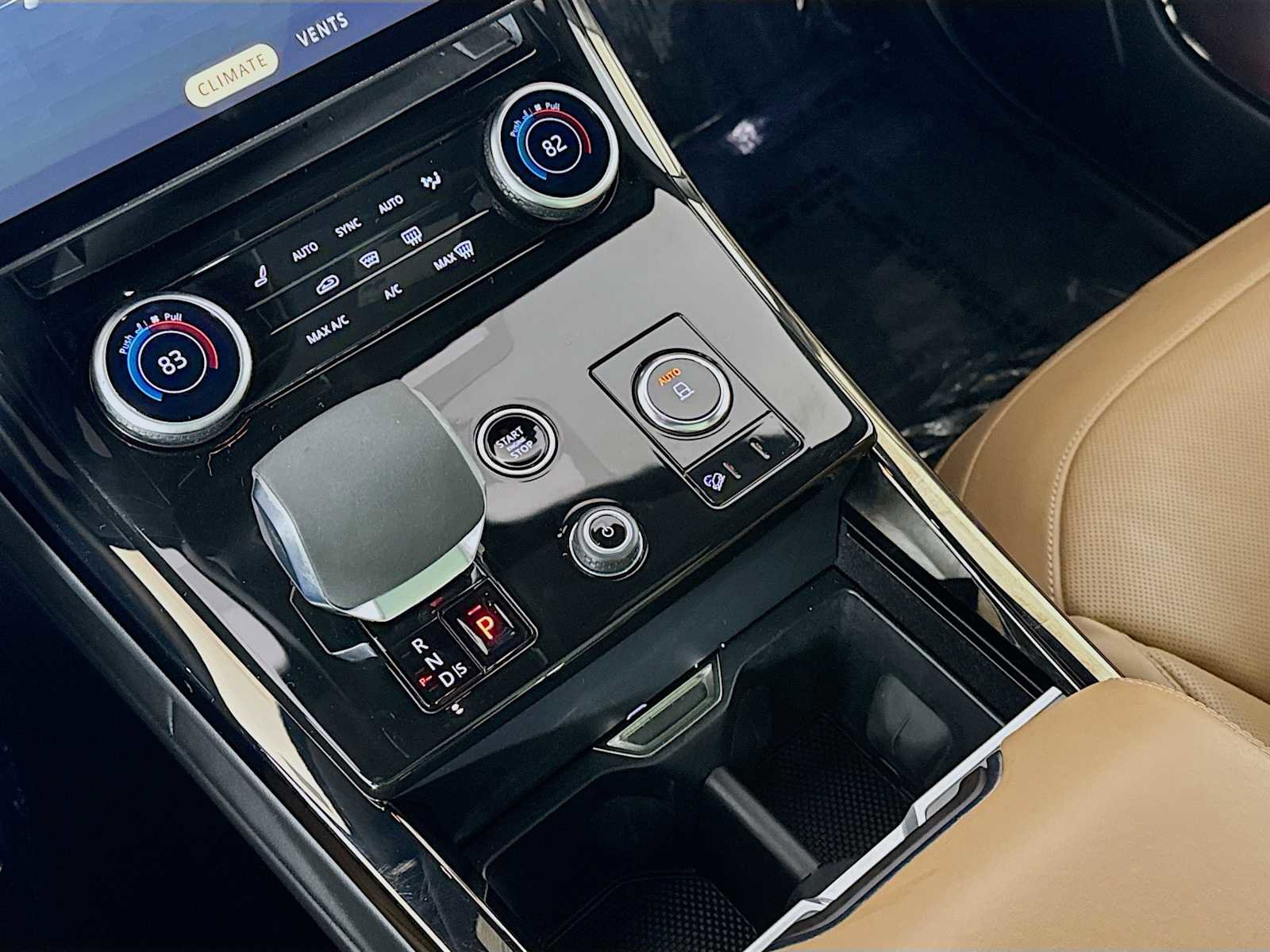 Used 2023 Land Rover Range Rover Sport SE image 17