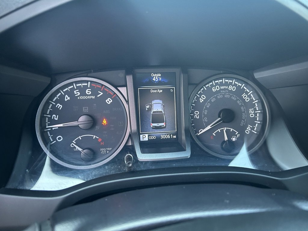 Used 2023 Toyota Tacoma TRD Sport image 16