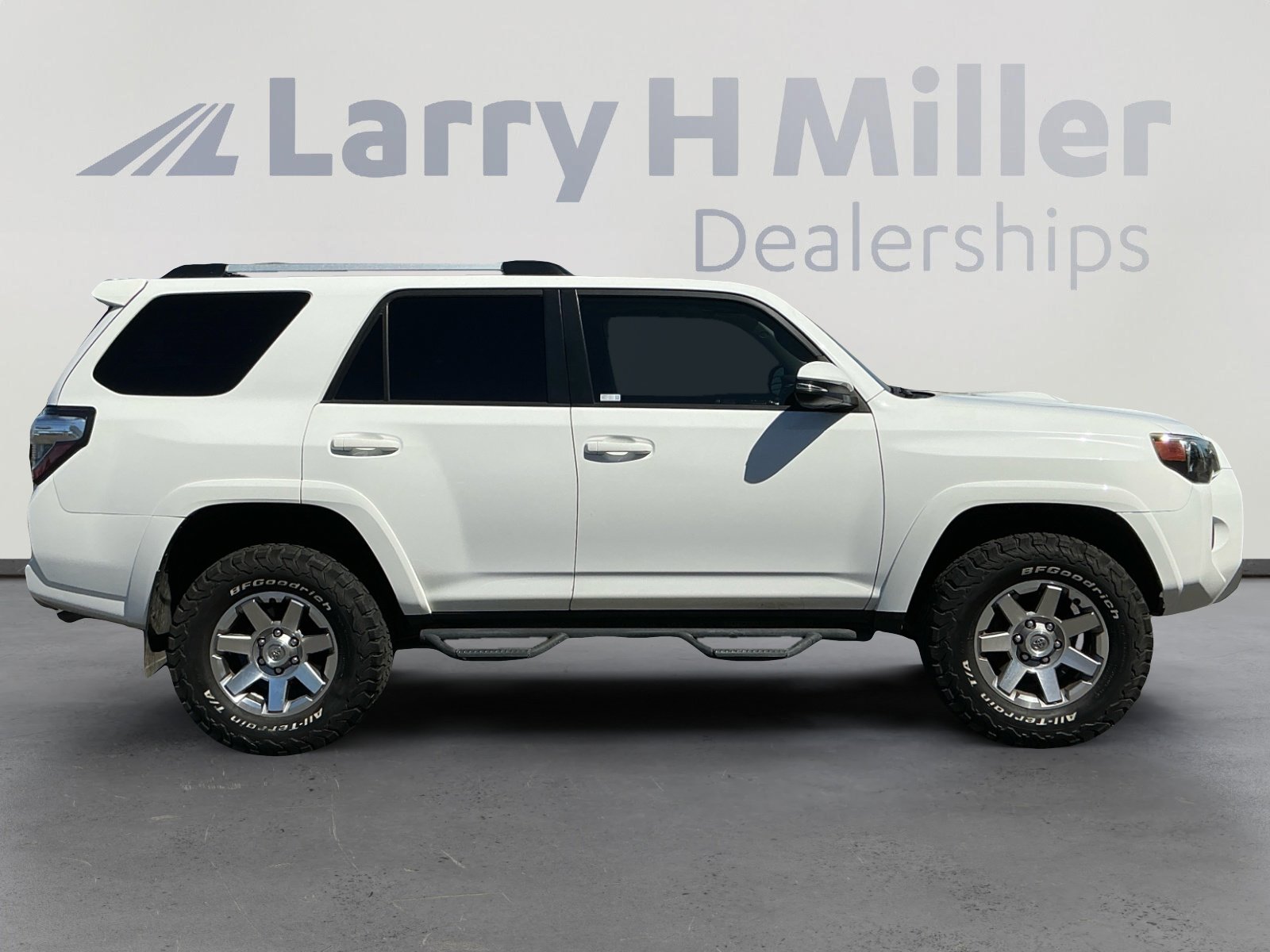 Used 2016 Toyota 4Runner Trail Premium image 4