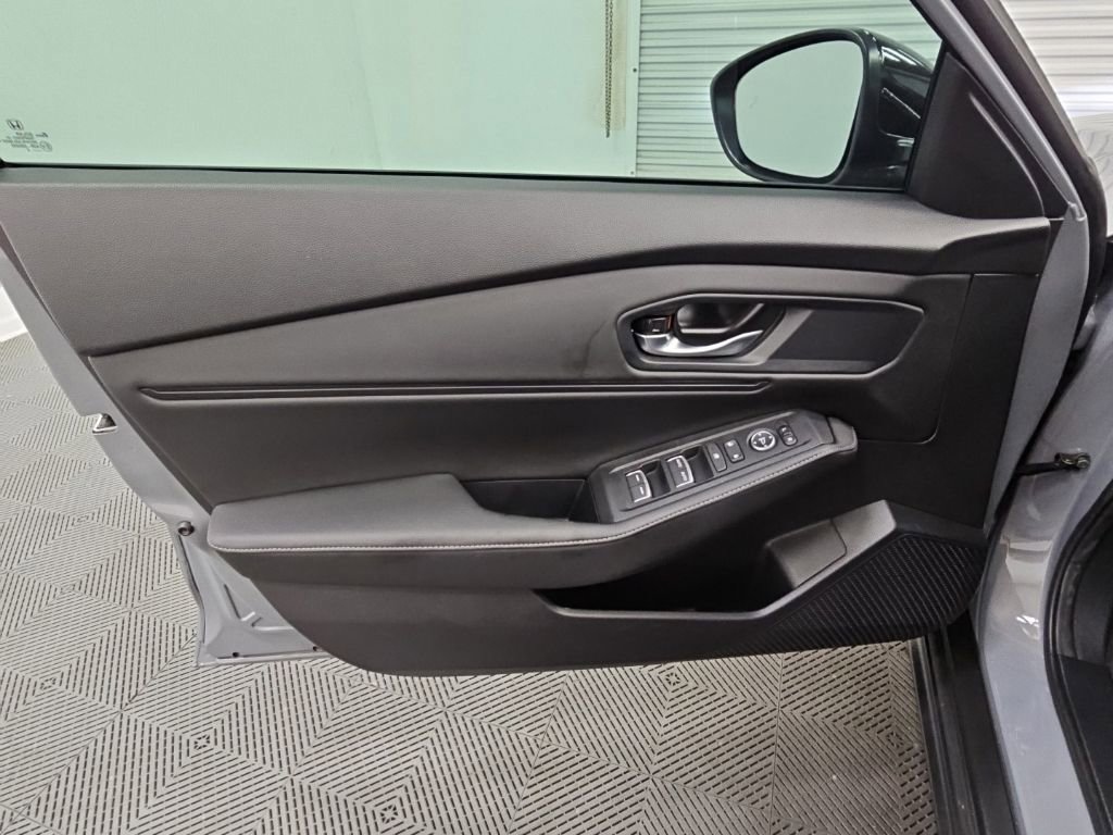 Used 2025 Honda Accord Sport image 29